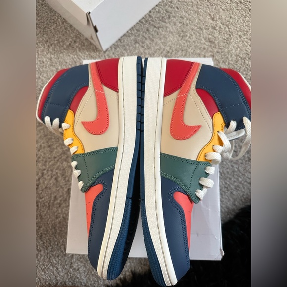 SOLD. - Picture 6 of 7